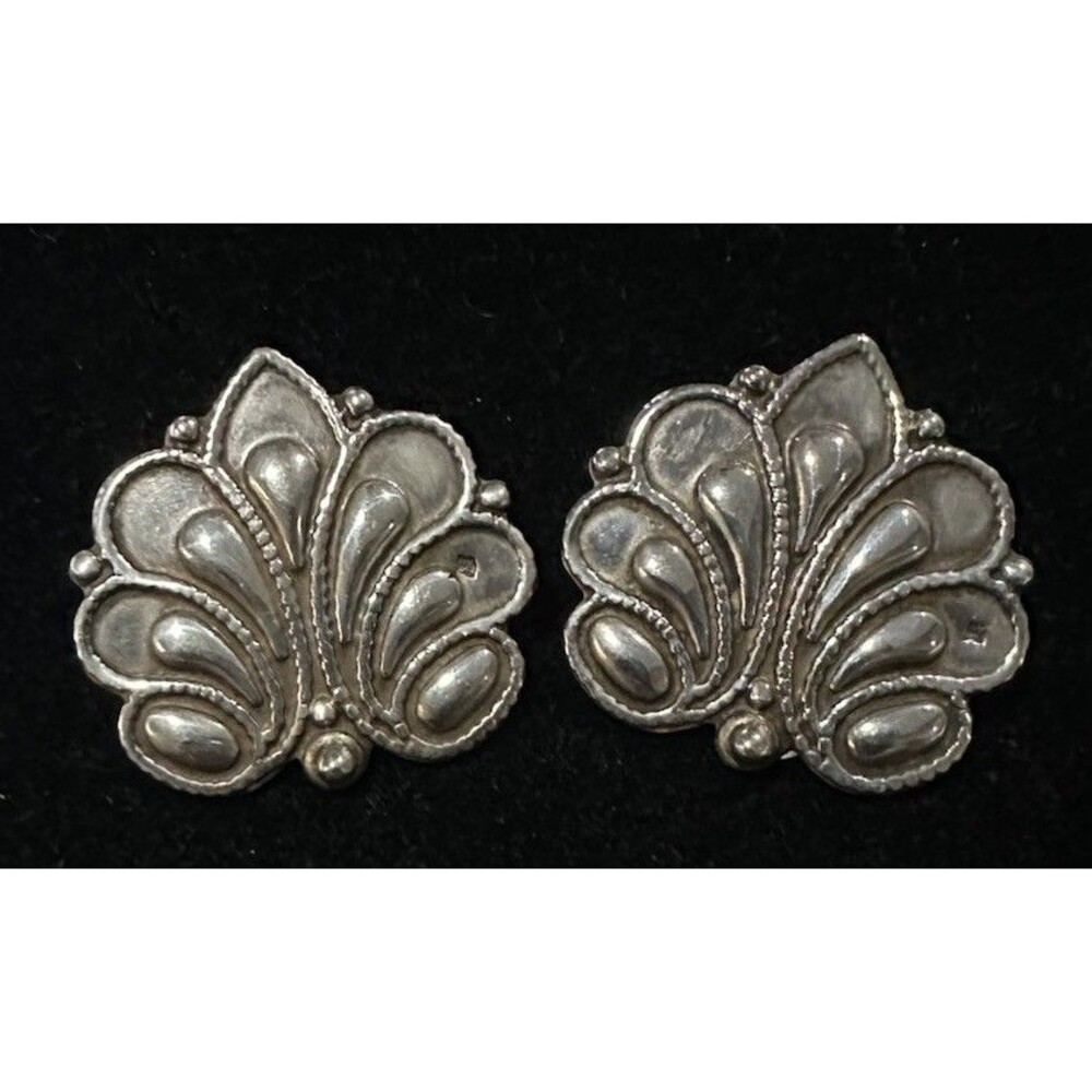 Antique Embossed Ornate Sterling Silver scroll Shell clip-on earrings